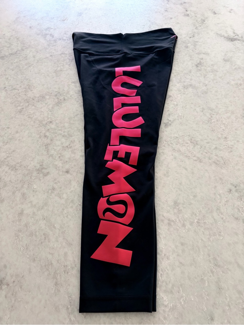 Disney x Lululemon Align High-Rise Leggings in Black - Size 12 - Picture 4 of 11